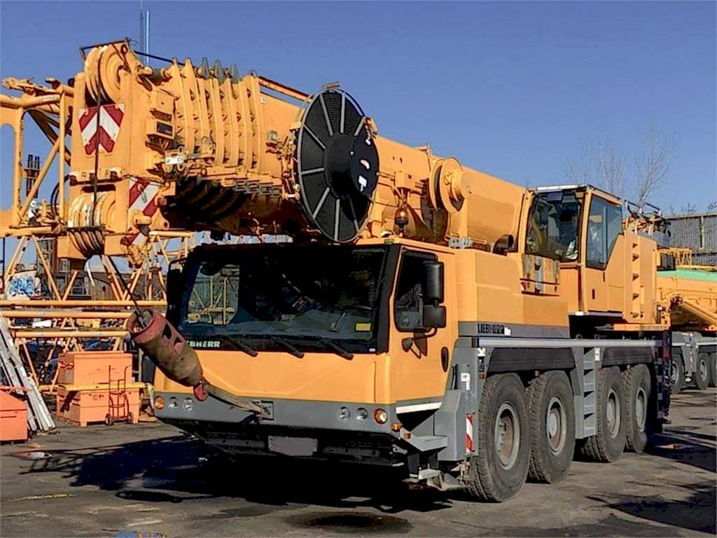 Liebherr LTM 1100 100 тонн